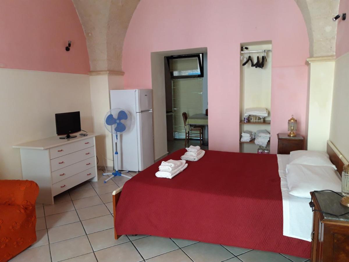 Ferienwohnung Centro Storico Brindisi Exterior foto